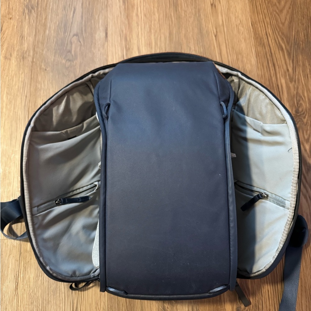 Peak Design Everyday Backpack Zipped - Midnight Blue - Picture 16 of 17